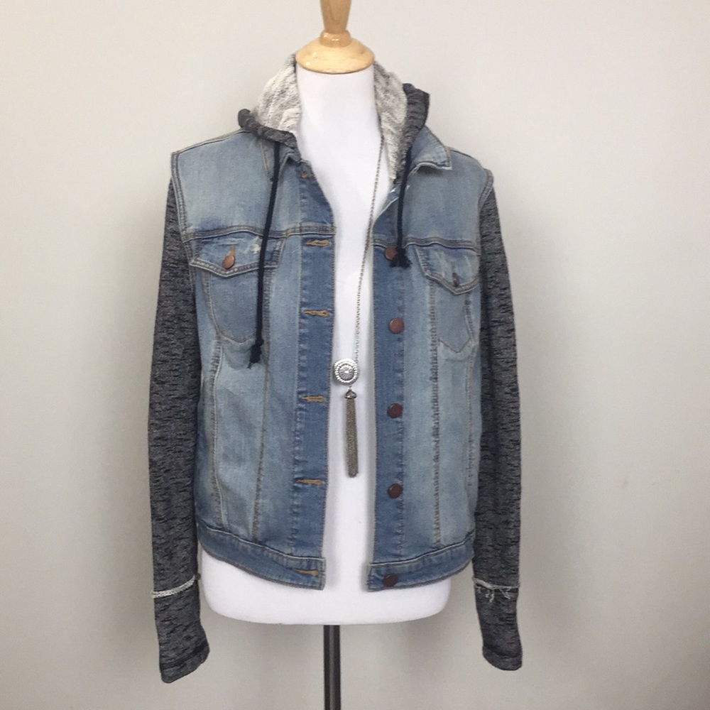 Sweatshirt Sleeved Hooded Jean Jacket